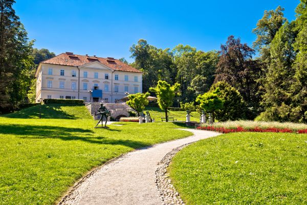 Park Landscape Maintenance in Carson City