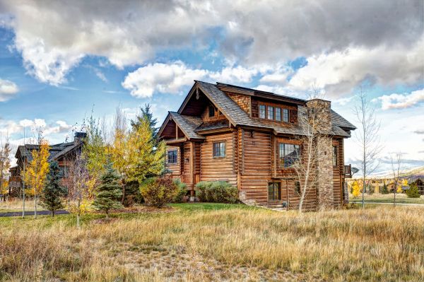 Cabin Landscaping in Carson City